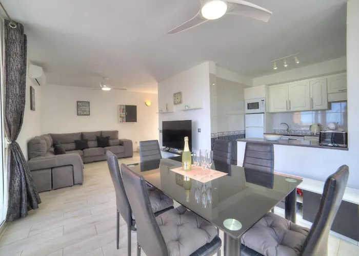 Ocean Hill - Ocean View, Terrace, Bbq, Wifi 펜션 *